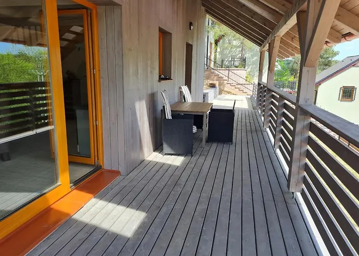 Eliska Hrdlicka, U Prahy * Cim